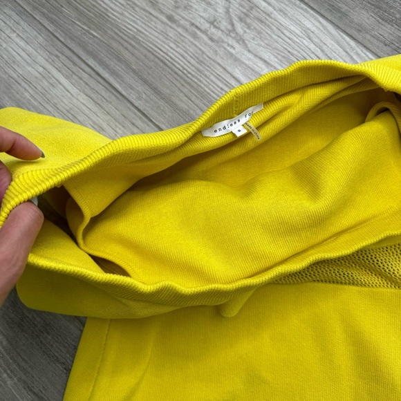 ENDLESS ROSE Yellow Off the Shoulder dress Size Small - Picture 10 of 13